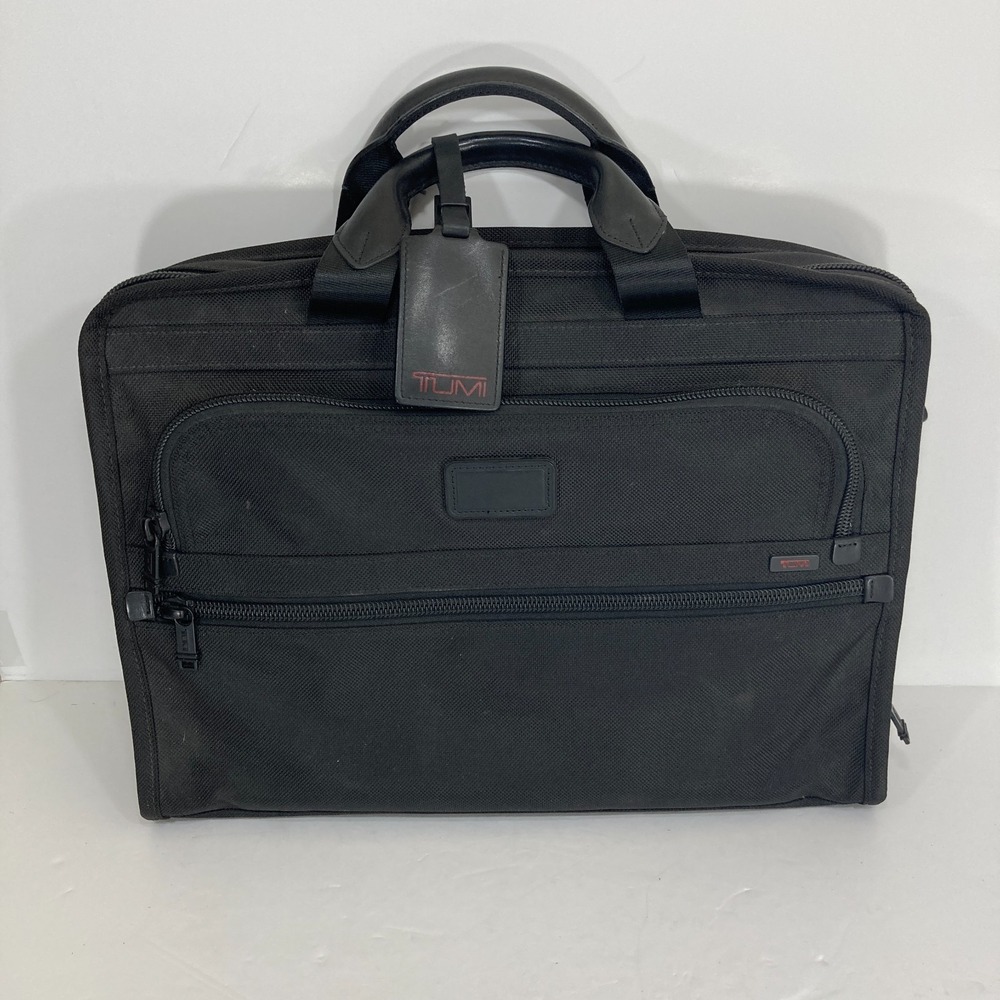 TUMI Alpha Slim Large Screen Laptop Portfolio Briefcase 26111DH Black Strap
